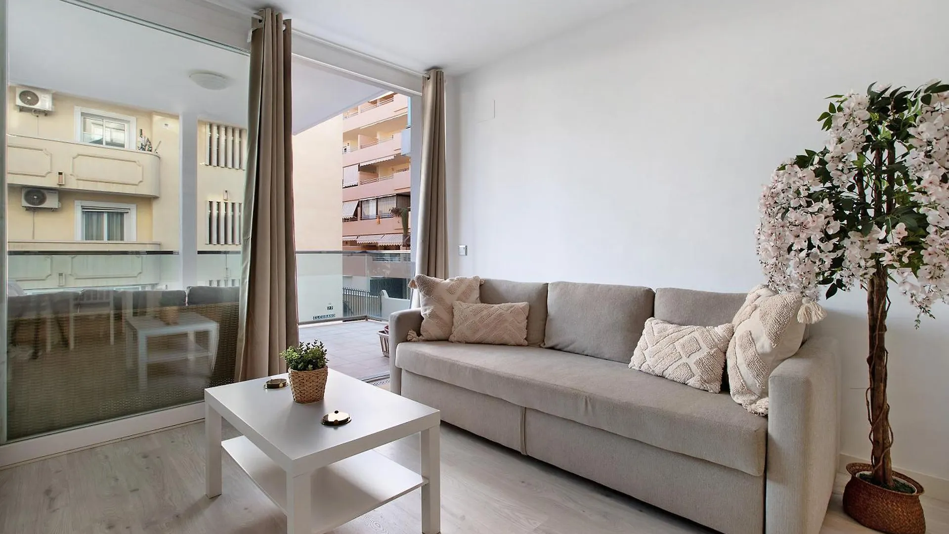 Edificio Italia Apartment Benalmadena 0*,  Spain